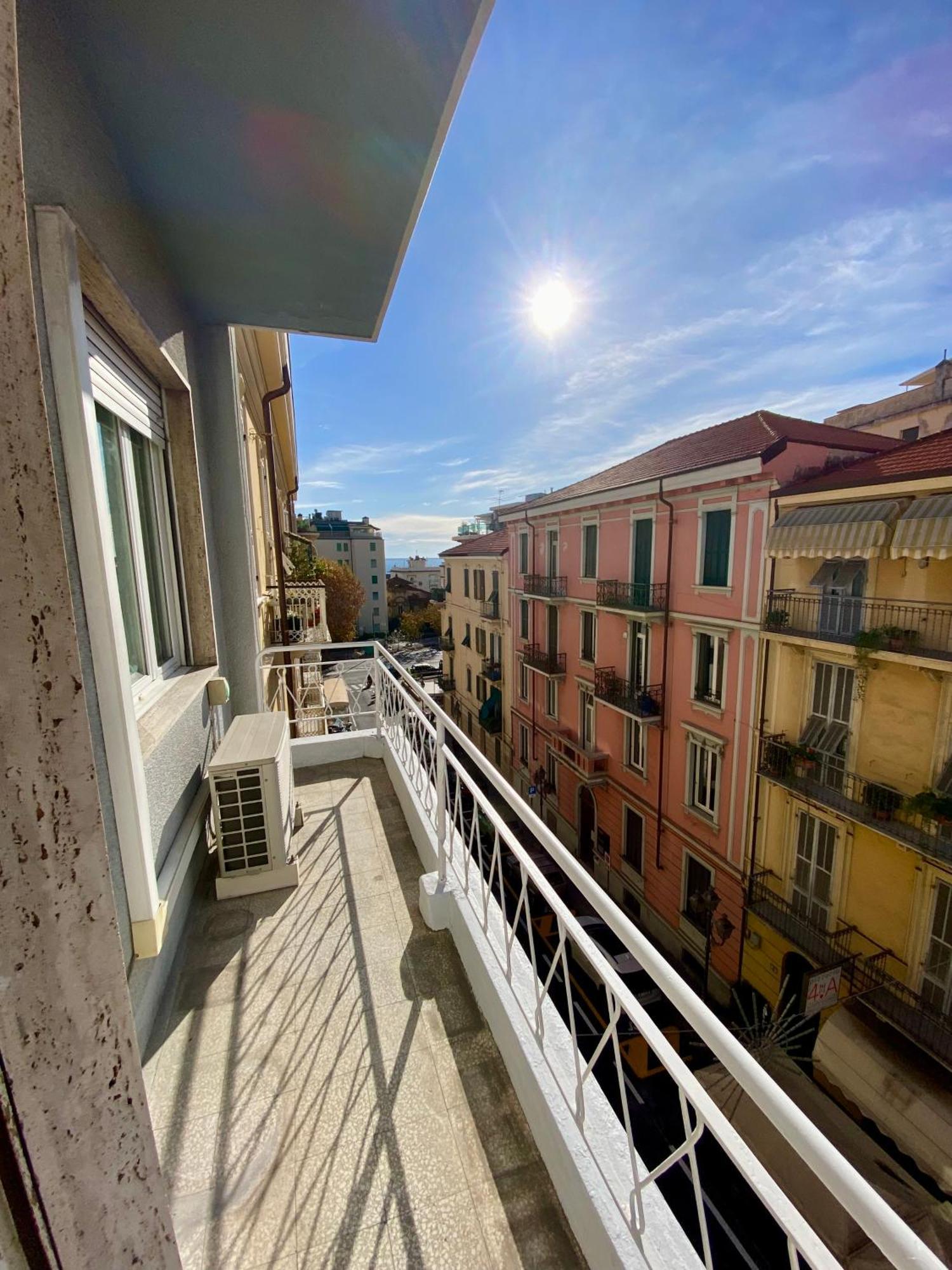 Appartamento Via XX Settembre Sanremo Exterior photo